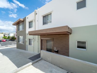現代的な建物の外観