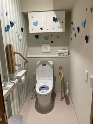 バリアフリー対応のトイレ