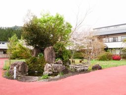 ゆったりとした中庭