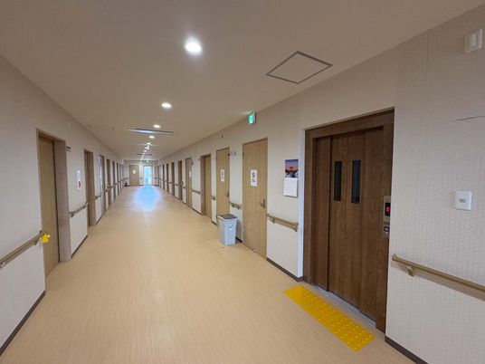 長い廊下