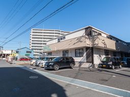 駐車場のある建物