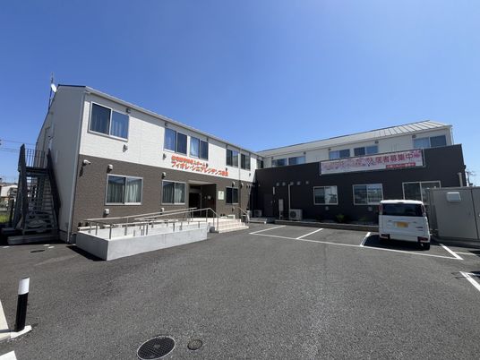 施設の外観