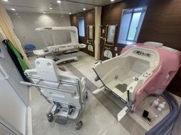 最新設備の浴室