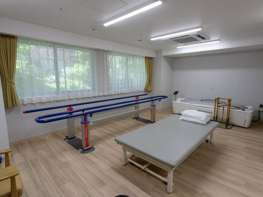 機能訓練室の静かな雰囲気