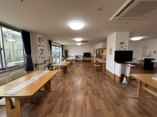 明るい空間のラウンジ