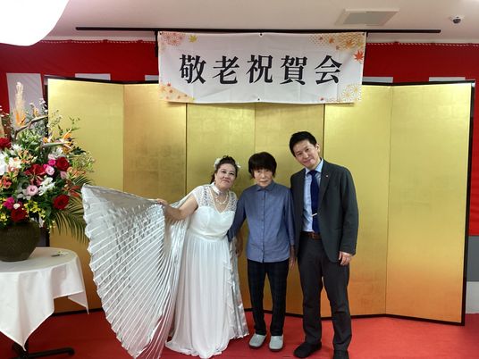 敬老祝賀会の室内