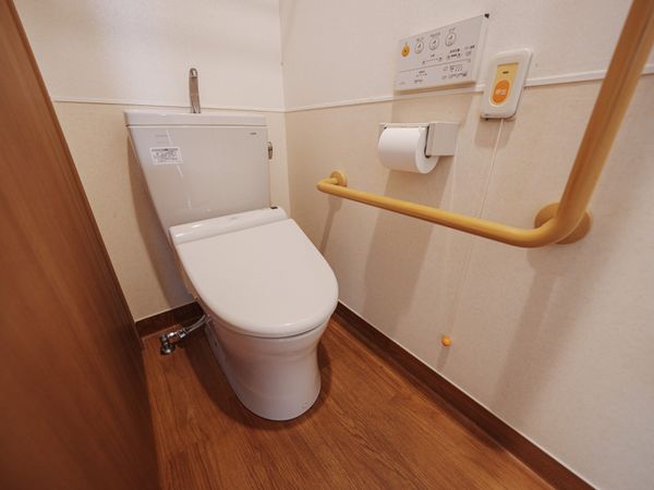 利用者の安全を考えたトイレ