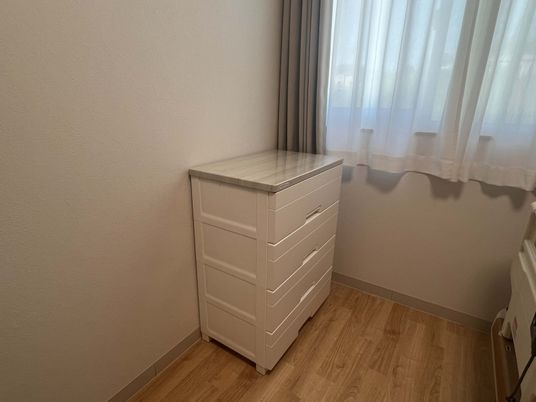 清潔感ある居室チェスト