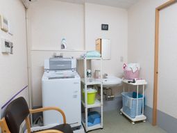洗濯機と洗面台の部屋
