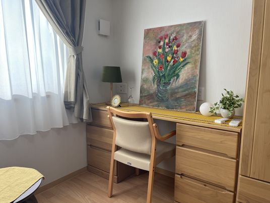 明るい部屋の居室  