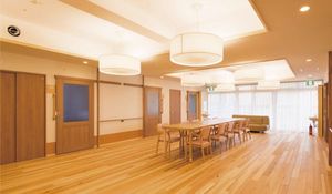 広々としたラウンジ