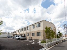 清潔感のある建物の外観