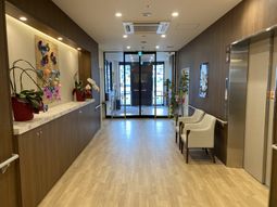 明るいエントランス