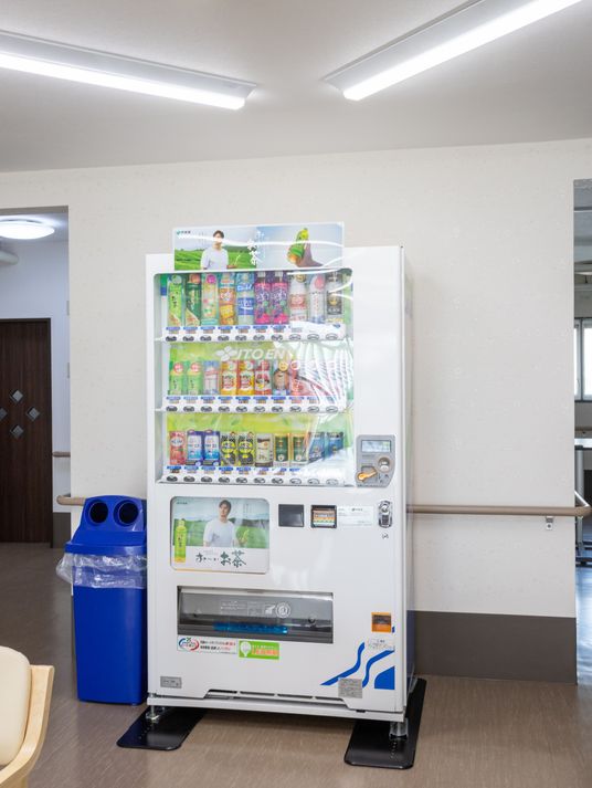 自動販売機のあるスペース