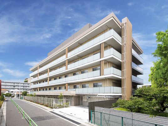 ゆとりある建物外観