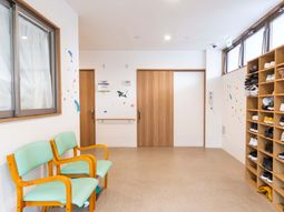 明るいスペース廊下