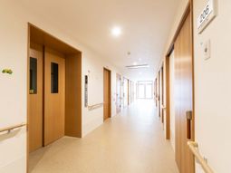 広々とした廊下