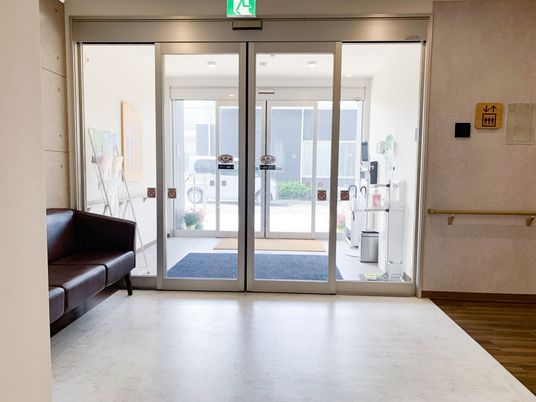 広々としたエントランス