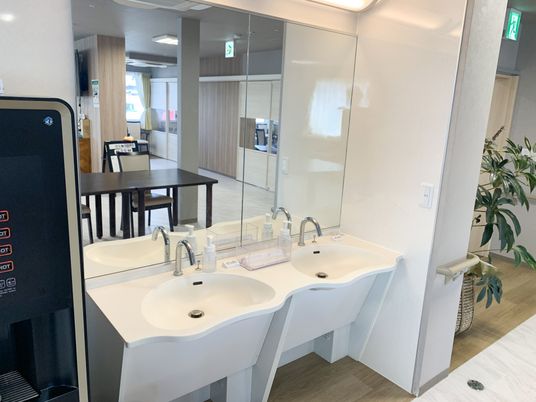 明るい洗面スペース