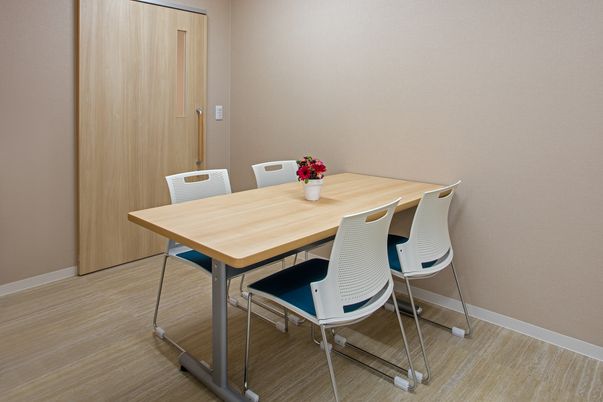 落ち着いた会議室