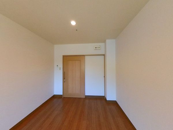 明るい空間の居室