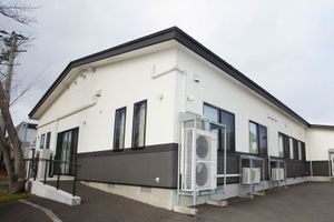 清潔感ある施設の外観