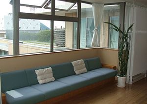 自然光が入るリビング