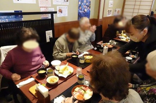 温かみのある食堂