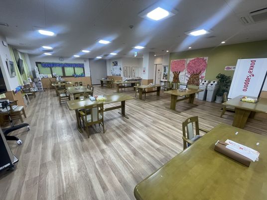 広々とした食堂