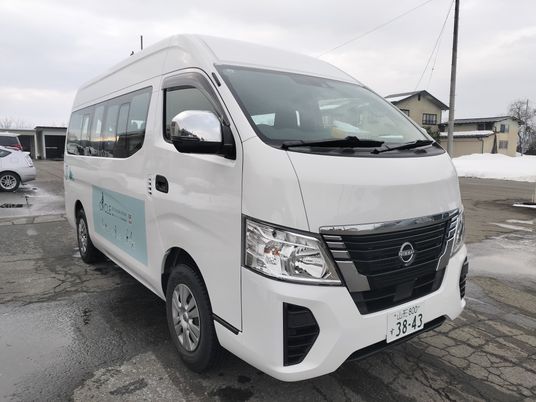 送迎車の外観  