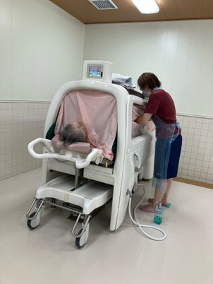 温かみのある浴室