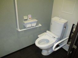 バリアフリーの快適トイレ