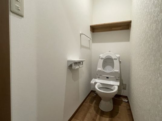 衛生的で明るいトイレ