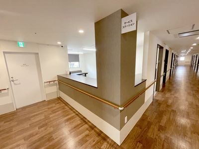 手入れされた廊下の様子