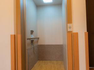 廊下から居室の入口