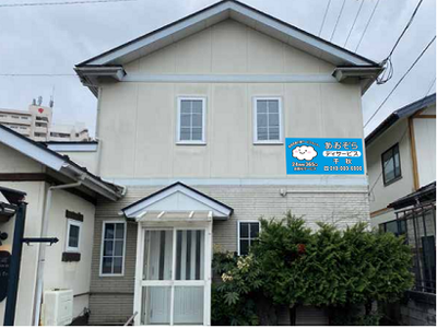 ゆったりした外観の建物