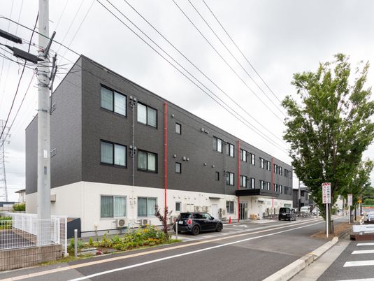 モダンな建物の外観