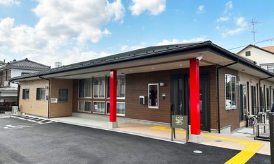 暖かな雰囲気の外観