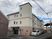 広々とした建物のエントランス