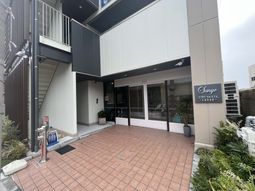 エントランスの外観