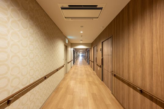 清潔な廊下の風景