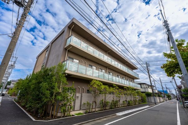 快適な職場の建物外観