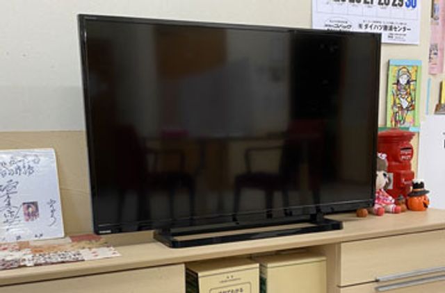 共有スペースの液晶テレビ