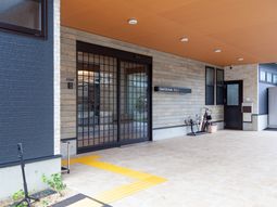 エントランスのモダンなデザイン