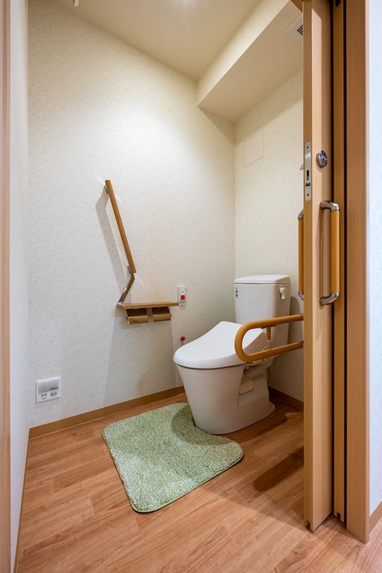 介護対応型トイレ設備