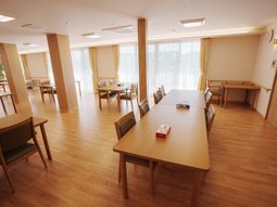 ゆとりあるダイニングスペース