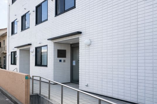 建物のエントランス