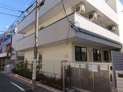 綺麗な外観の施設
