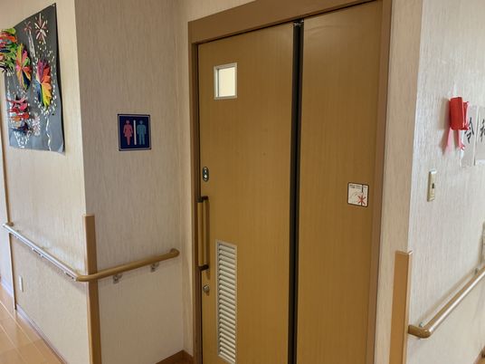 トイレの入り口
