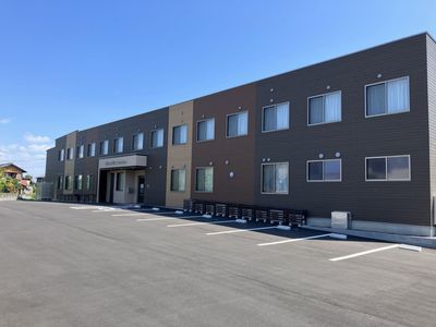 現代的な建物の外観